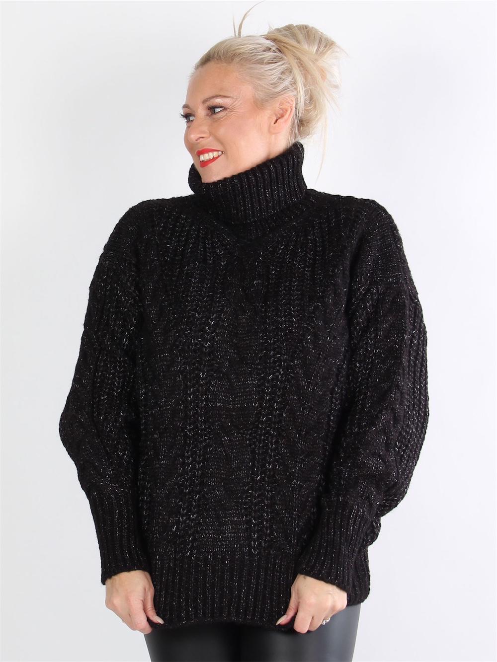 Naddia - Armygrøn striktrøje med turtleneck og kabelstrik